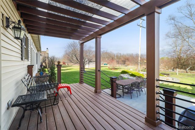 6415 Wailea Court, Grand Blanc Charter Township, MI 48439