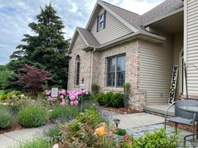 6415 Wailea Court, Grand Blanc Charter Township, MI 48439