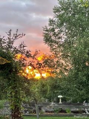 6415 Wailea Court, Grand Blanc Charter Township, MI 48439