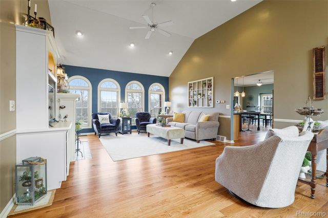 6415 Wailea Court, Grand Blanc Charter Township, MI 48439