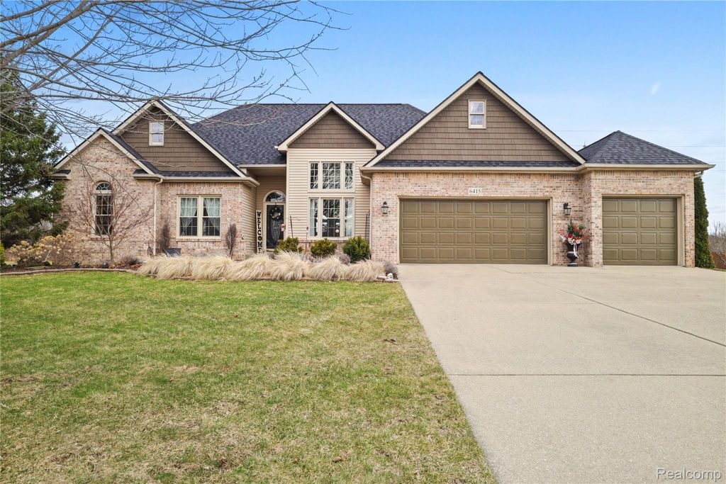 6415 Wailea Court, Grand Blanc Charter Township, MI 48439