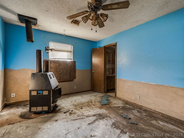 18124 E 4th Street, Tulsa, OK 74108