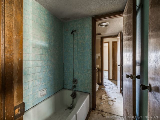 18124 E 4th Street, Tulsa, OK 74108