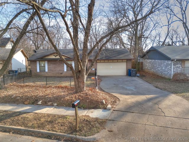 18124 E 4th Street, Tulsa, OK 74108