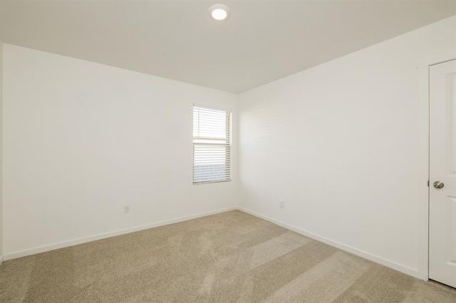 12528 Huntington Ridge Way, Yukon, OK 73099