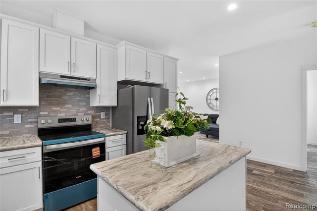 7519 Packard Avenue, Warren, MI 48091