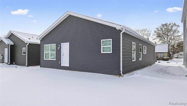 7519 Packard Avenue, Warren, MI 48091