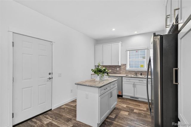 7519 Packard Avenue, Warren, MI 48091