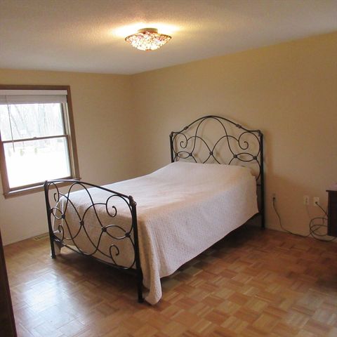 163 Newbury Street, Dracut, MA 01826