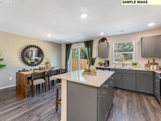 4517 Ne 103RD Pl, Vancouver, WA 98682