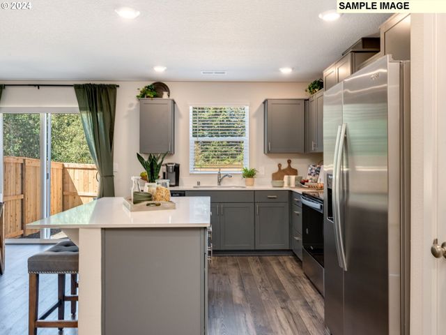 4517 Ne 103RD Pl, Vancouver, WA 98682