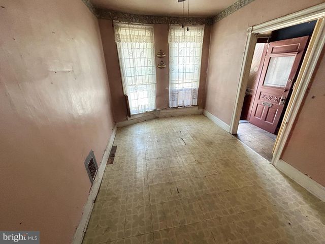 1905 W MOSHER ST, Baltimore, MD 21217