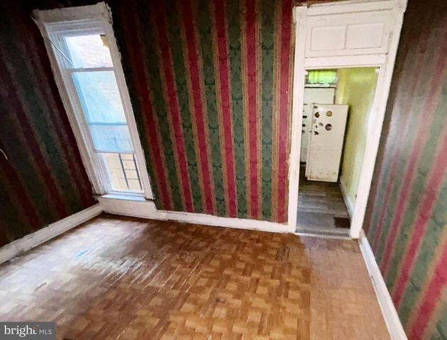 1905 W MOSHER ST, Baltimore, MD 21217