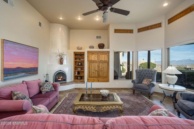 10052 Saragossa Court, Las Cruces, NM 88007