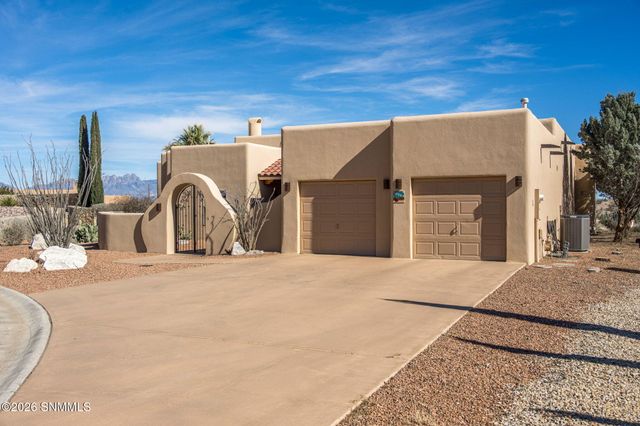 10052 Saragossa Court, Las Cruces, NM 88007