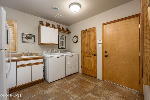10052 Saragossa Court, Las Cruces, NM 88007