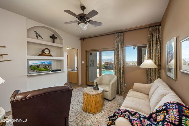 10052 Saragossa Court, Las Cruces, NM 88007