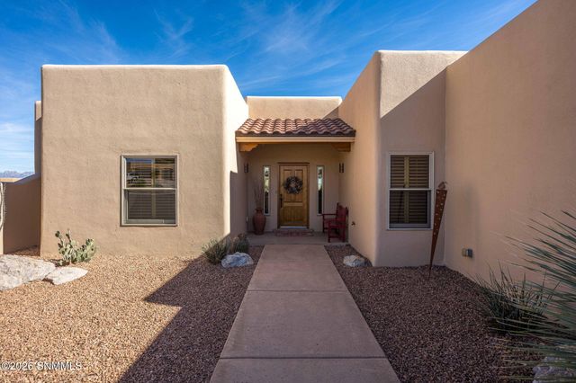 10052 Saragossa Court, Las Cruces, NM 88007