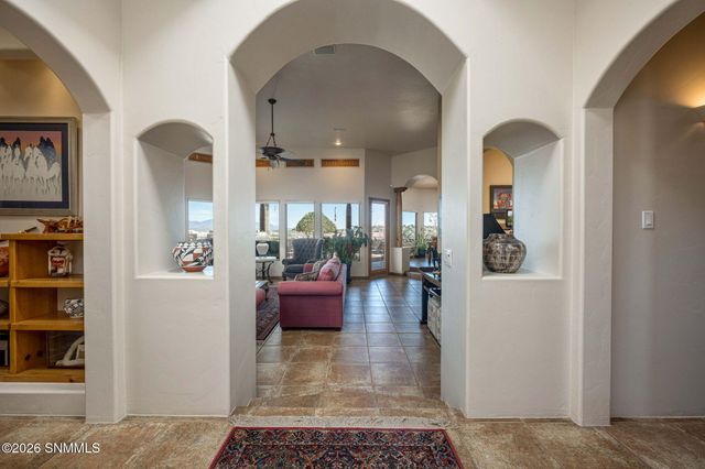 10052 Saragossa Court, Las Cruces, NM 88007