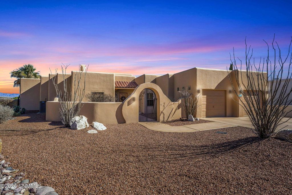 10052 Saragossa Court, Las Cruces, NM 88007