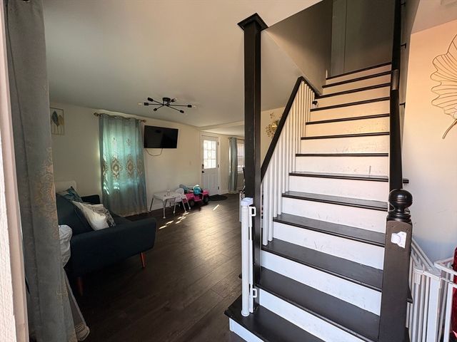 84 Emmet St, Brockton, MA 02302