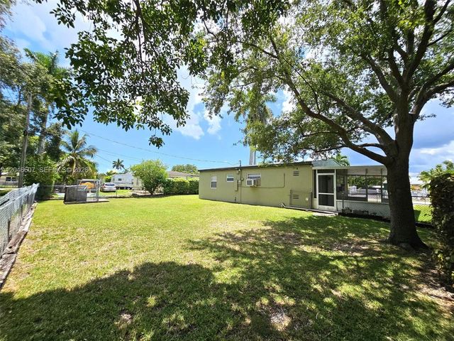 15451 SW 289th Terrace, Homestead, FL 33033