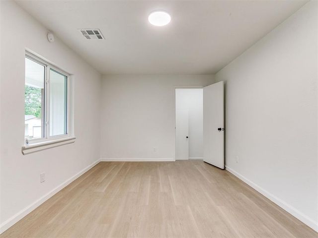 911 Crabtree Cove, Oklahoma City, OK 73110