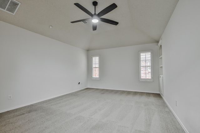 10604 Troy Avenue, Lubbock, TX 79424