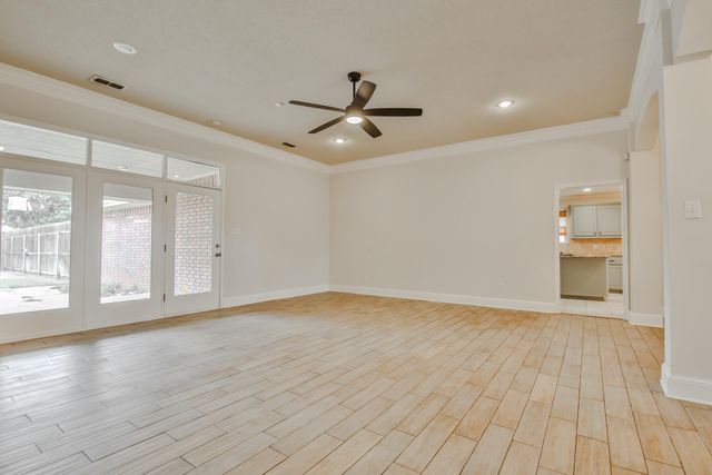 10604 Troy Avenue, Lubbock, TX 79424
