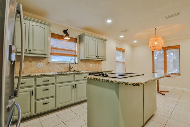 10604 Troy Avenue, Lubbock, TX 79424