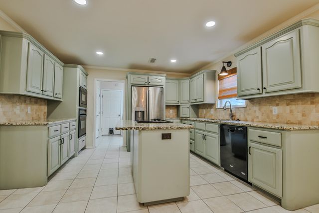 10604 Troy Avenue, Lubbock, TX 79424