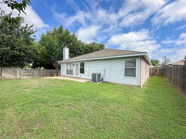 10245 Brea Canyon Road, Fort Worth, TX 76108