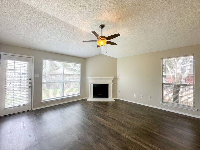 10245 Brea Canyon Road, Fort Worth, TX 76108