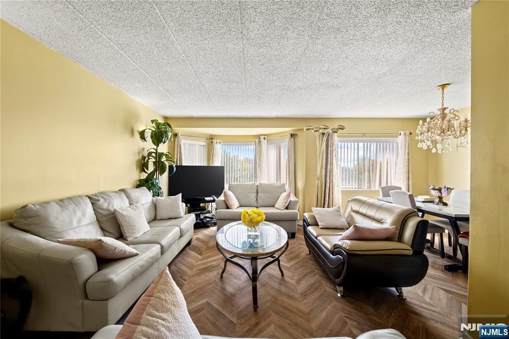 290 Anderson Street 5D, Hackensack, NJ 07601