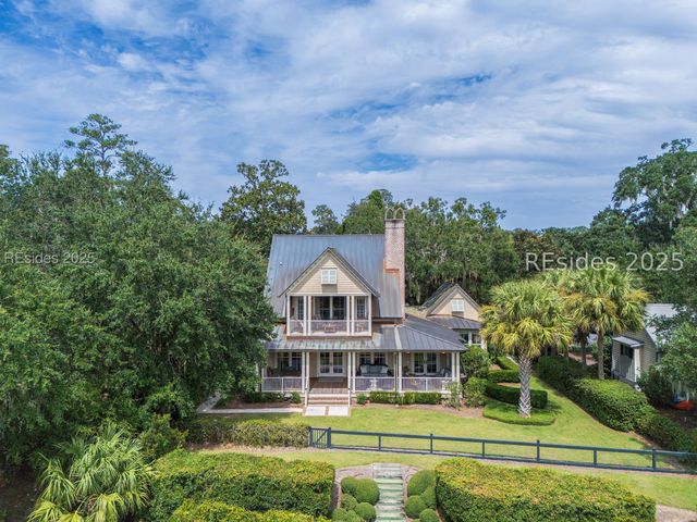 16 Parkman St, Bluffton, SC 29910