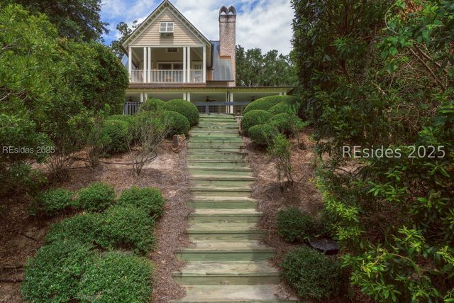 16 Parkman St, Bluffton, SC 29910