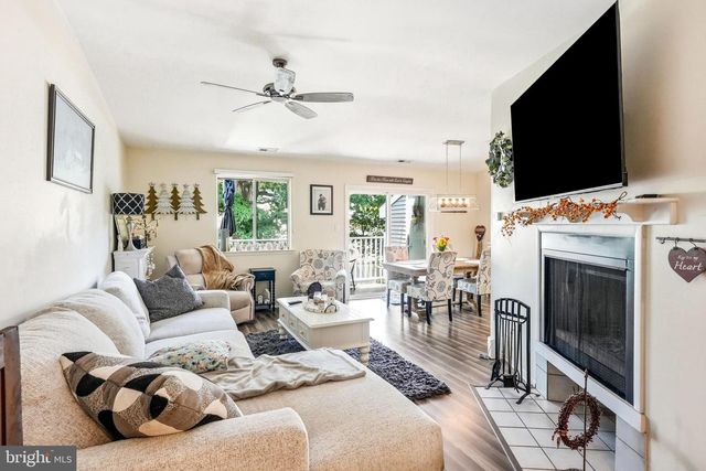 503-B MULBERRY CV, Mount Laurel, NJ 08054