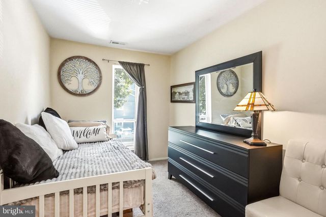 503-B MULBERRY CV, Mount Laurel, NJ 08054