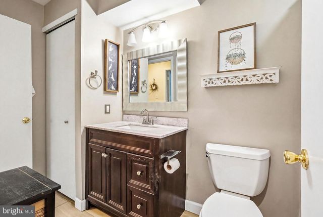 503-B MULBERRY CV, Mount Laurel, NJ 08054