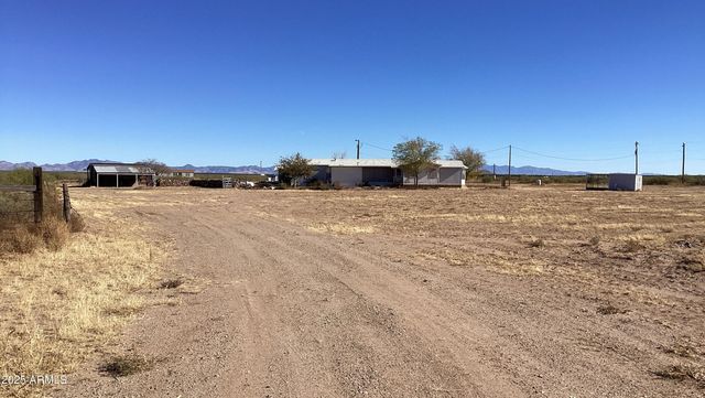 7522 S BEAR TRACK Trail, Willcox, AZ 85643