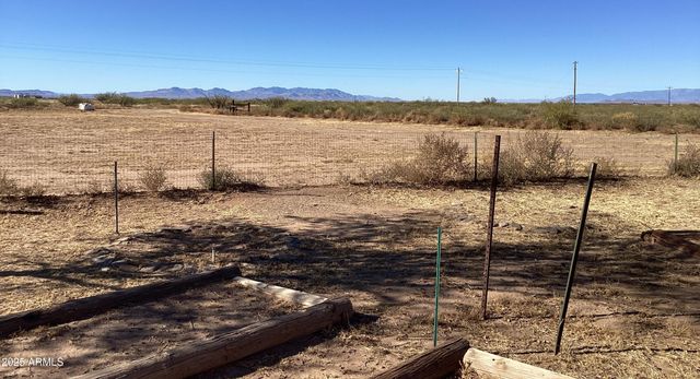 7522 S BEAR TRACK Trail, Willcox, AZ 85643