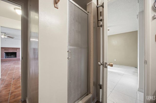 2418 Hasti Acres Drive, Bakersfield, CA 93309