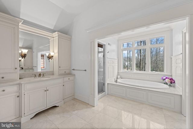 429 CHURCH RD, Devon, PA 19333