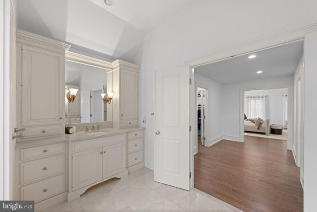 429 CHURCH RD, Devon, PA 19333
