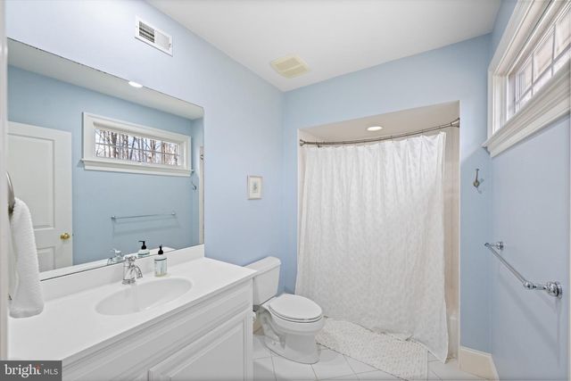 429 CHURCH RD, Devon, PA 19333