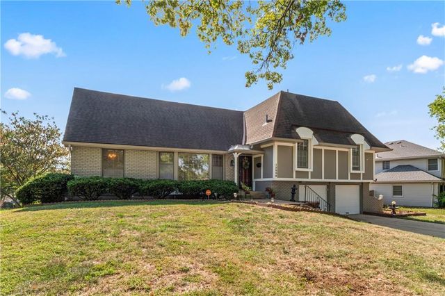 12504 Monroe Street, Grandview, MO 64030