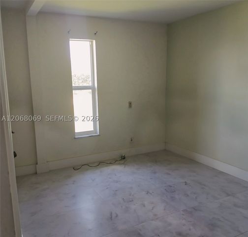 5710 Melaleuca Dr, Tamarac, FL 33319