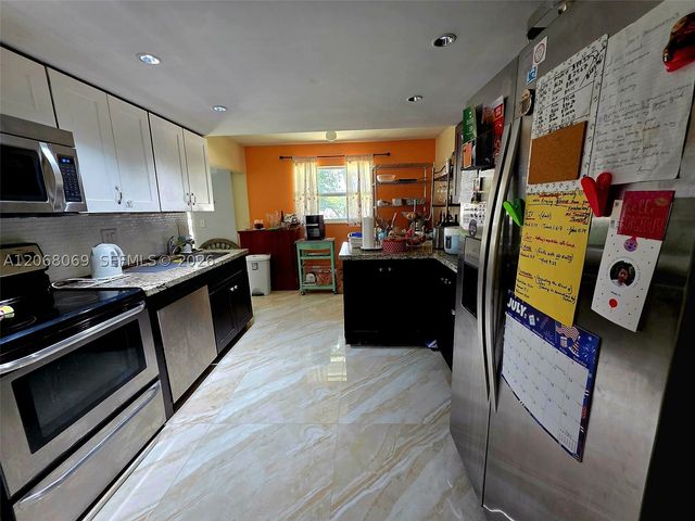 5710 Melaleuca Dr, Tamarac, FL 33319