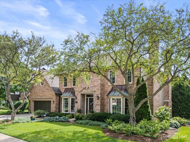 1160 Midwest Lane, Wheaton, IL 60189