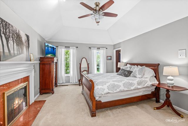 1160 Midwest Lane, Wheaton, IL 60189
